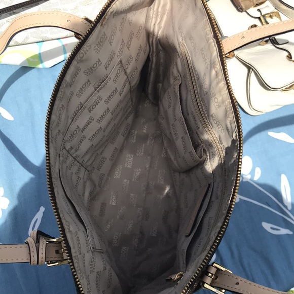 Michael Kors Brown Tote Bag - Picture 5 of 9